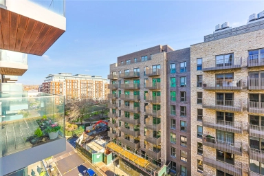 Caversham Road, Beaufort Park, Colindale - NW9 view 18