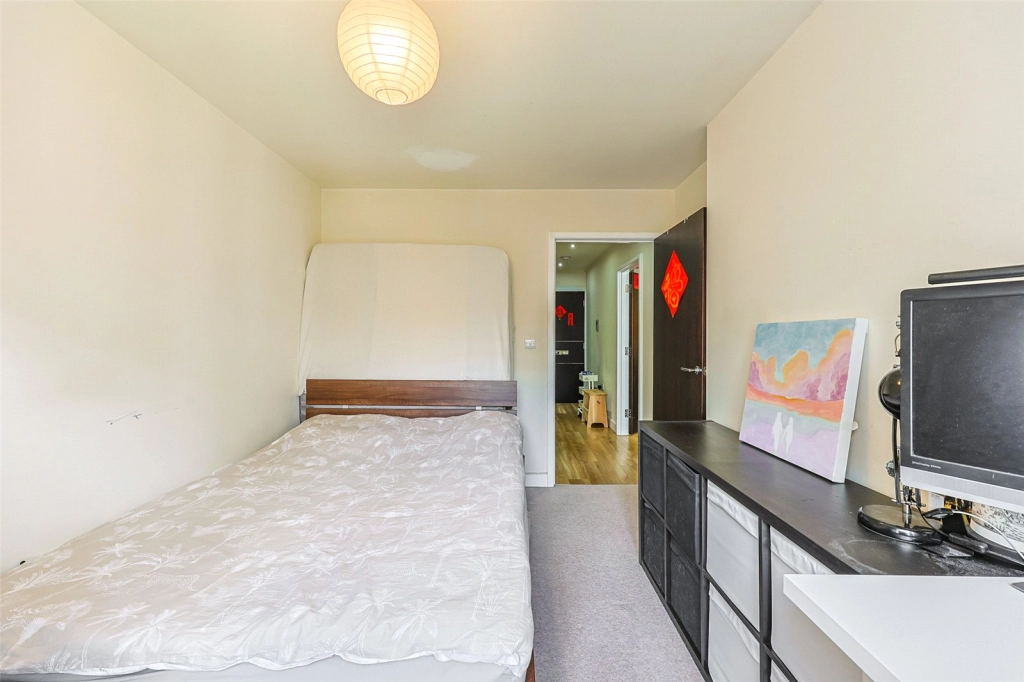1 bedroom apartments/flats for sale in Aerodrome Road, Beaufort Park, Colindale - NW9 view 11