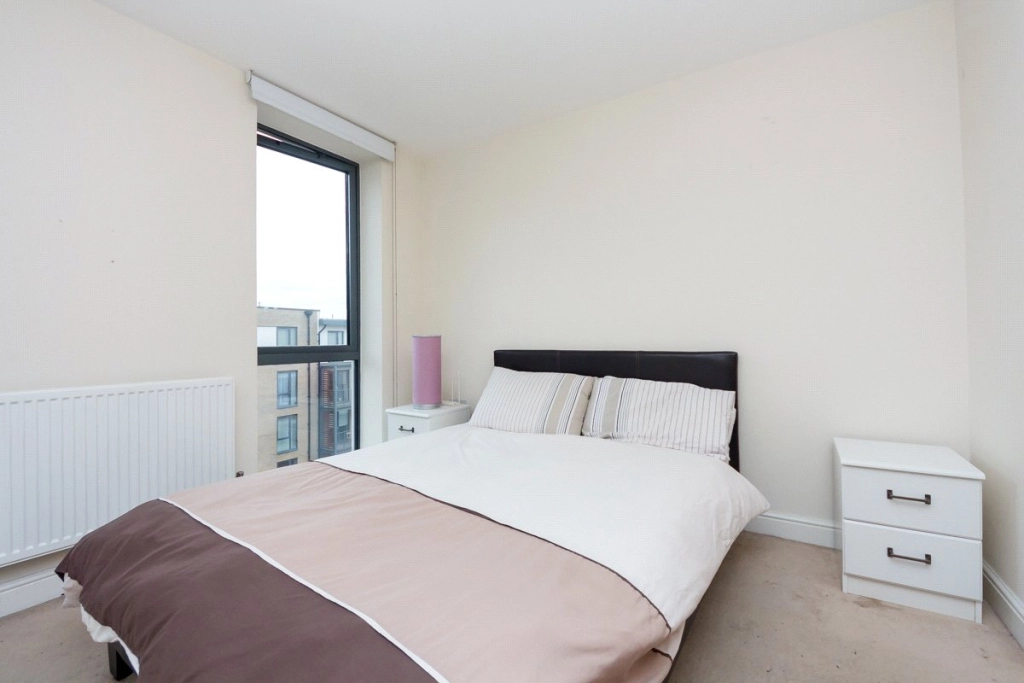 2 bedrooms apartments/flats for sale in Joslin Avenue, Colindale - NW9 view 4