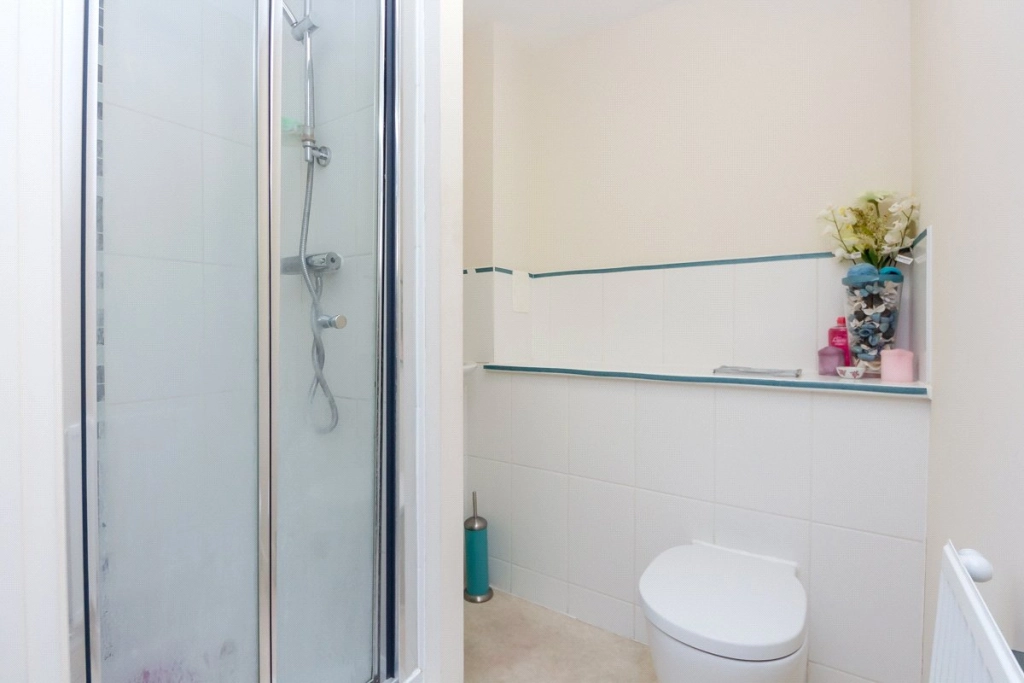 2 bedrooms apartments/flats for sale in Joslin Avenue, Colindale - NW9 view 7