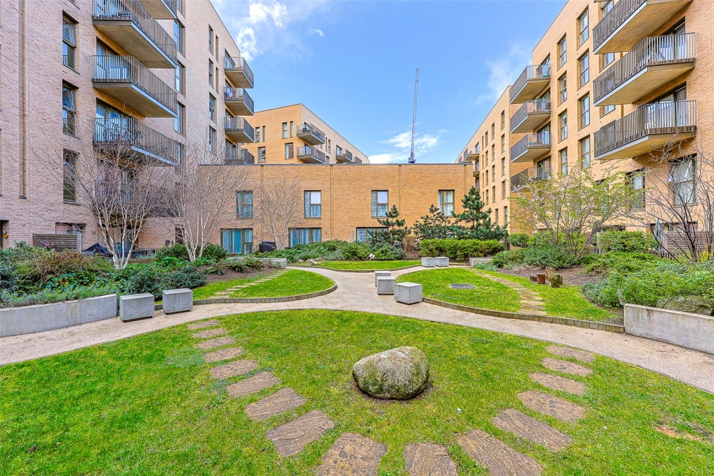 1 bedroom apartments/flats for sale in Moorhen Drive, Colindale - NW9 view 14