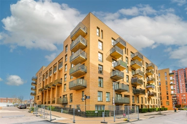 Moorhen Drive, Colindale - NW9 view 1