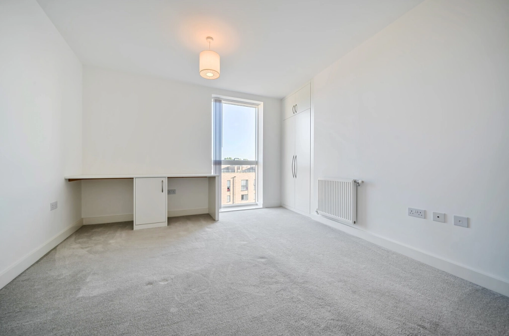 2 bedrooms apartments/flats for sale in Henry Darlot Drive, Mill Hill - NW7 view 12