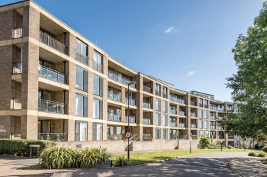 Henry Darlot Drive, Mill Hill NW7 image 20