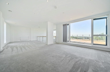 Henry Darlot Drive, Mill Hill NW7 image 1