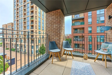 Lismore Boulevard, Colindale Gardens NW9 image 14