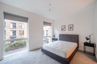 Bernera Walk, Colindale Garden, Colindale - NW9 view 8