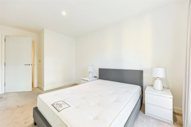 Caversham Road, Beaufort Park, Colindale - NW9 view 8