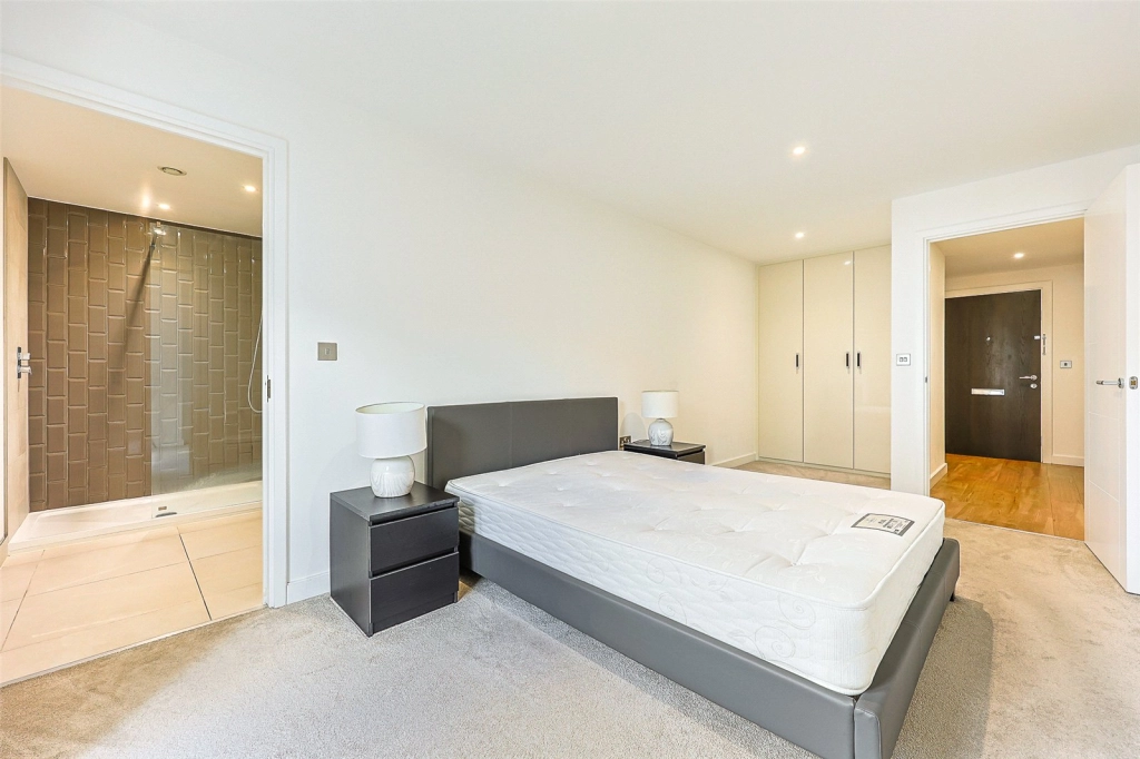 2 bedrooms apartments/flats for sale in Caversham Road, Beaufort Park, Colindale - NW9 view 7