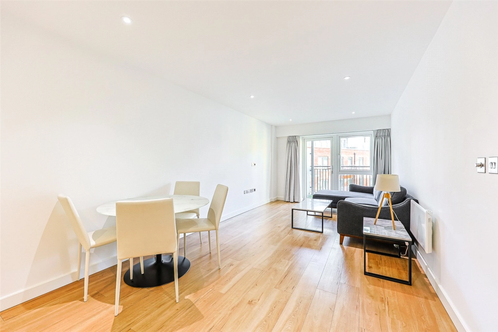 2 bedrooms apartments/flats for sale in Caversham Road, Beaufort Park, Colindale - NW9 view 3