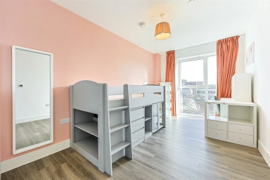 Lismore Boulevard, Colindale Gardens, Colindale - NW9 view 9