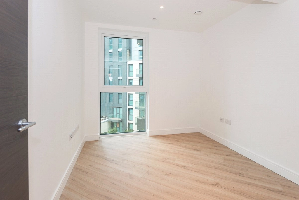 2 bedrooms apartments/flats for sale in Beadon Road, Hammersmith - W6 view 5