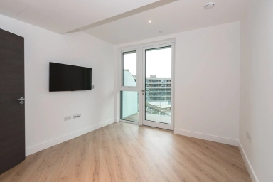 Beadon Road, Hammersmith - W6 view 4