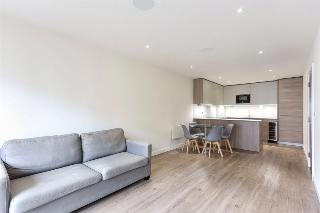 1 bedroom apartments/flats for sale in Boulevard Drive, Beaufort Park, Colindale - NW9 view 13