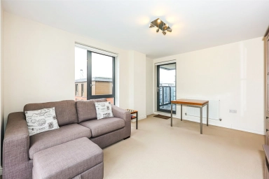 Charcot Road, Colindale - NW9 view 3