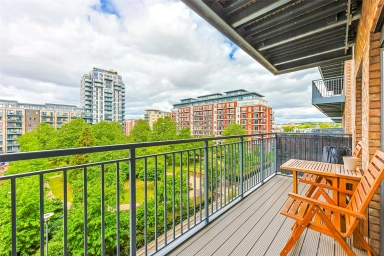 Beaufort Square, Beaufort Park, Colindale - NW9 view 9
