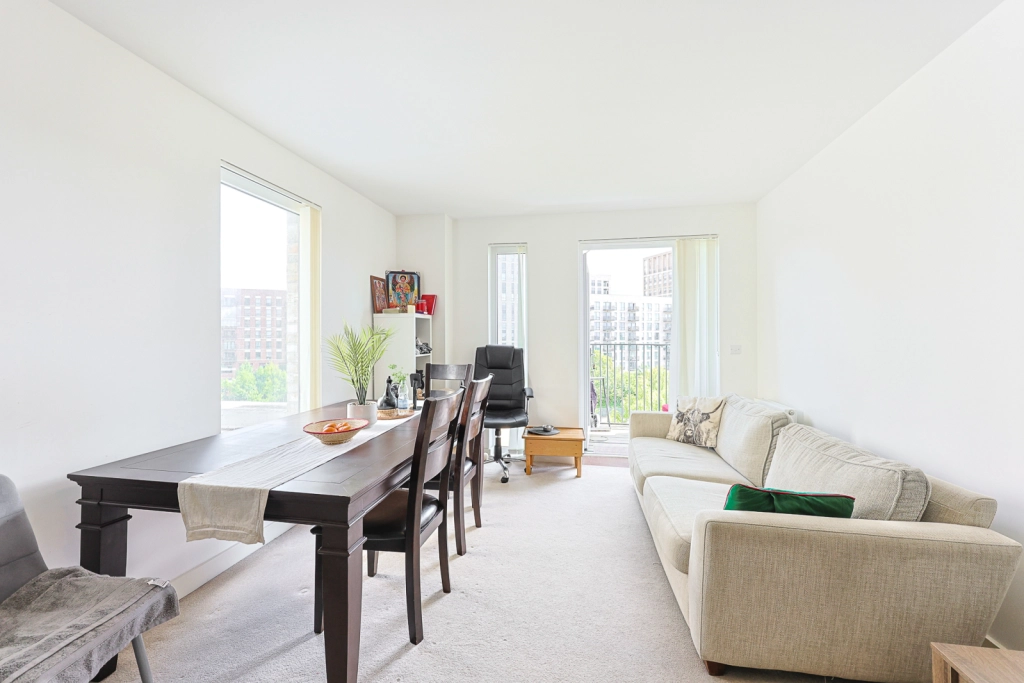 2 bedrooms apartments/flats for sale in Chronicle Avenue, Colindale - NW9 view 9