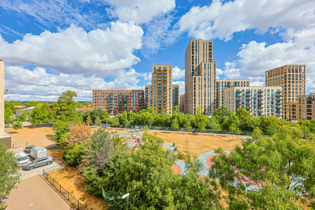 2 bedrooms apartments/flats for sale in Chronicle Avenue, Colindale - NW9 view 16
