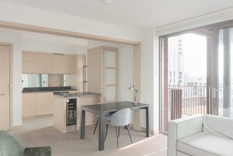 2 bedrooms apartments/flats to sale in Viaduct Gardens, Nine Elms-image 13