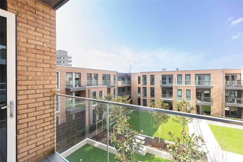 2 bedrooms apartments/flats to sale in 21 Glenthorne Road, Hammersmith-image 2