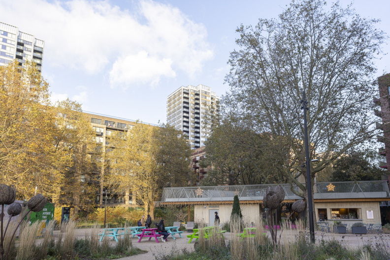 2 bedrooms apartments/flats to sale in Elephant Park, Elephant & Castle-image 6