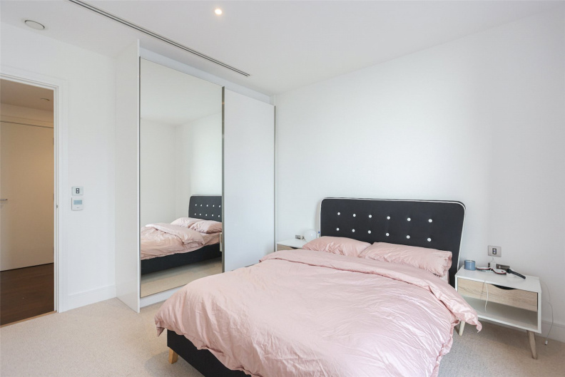 1 bedroom apartments/flats to sale in Harbour Way, South Quay-image 14