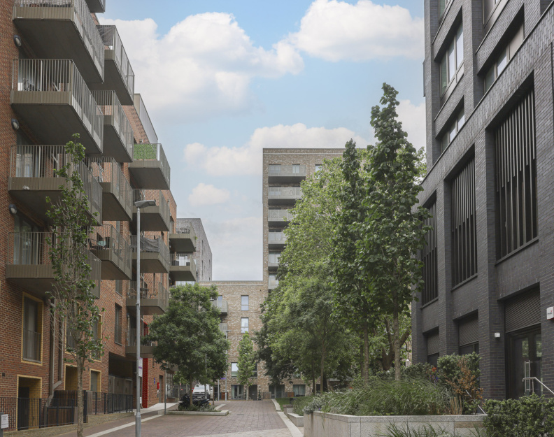 2 bedrooms apartments/flats to sale in St John’s Hill, Clapham-image 9