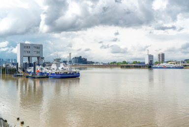 West Thamesmead Gateway, Plumstead SE28 image 2