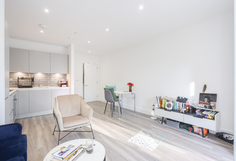 1 bedroom flat for Sale in Whitebeam Way, Lewisham, SE10, London