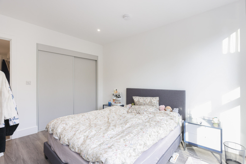 1 bedroom apartments/flats to sale in Whitebeam Way, Lewisham-image 21
