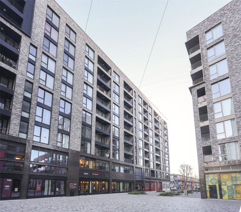 2 bedrooms apartments/flats to sale in Aberfeldy Square, Poplar-image 1