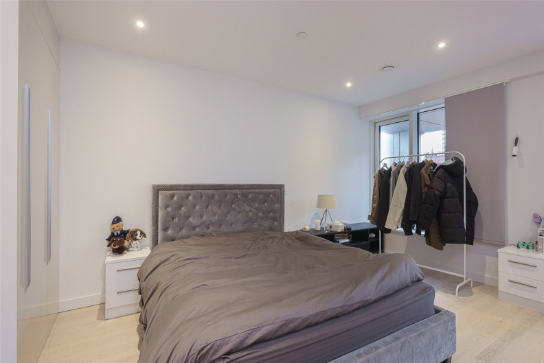 1 bedroom apartments/flats to sale in Deacon Street, Elephant and Castle-image 8