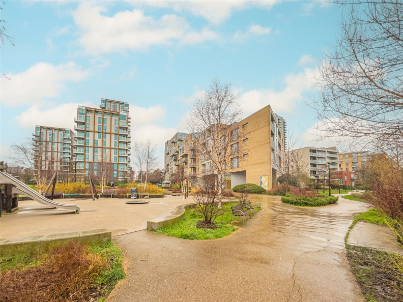 1 bedroom apartments/flats to sale in Emerald Quarter, Woodberry Down-image 18