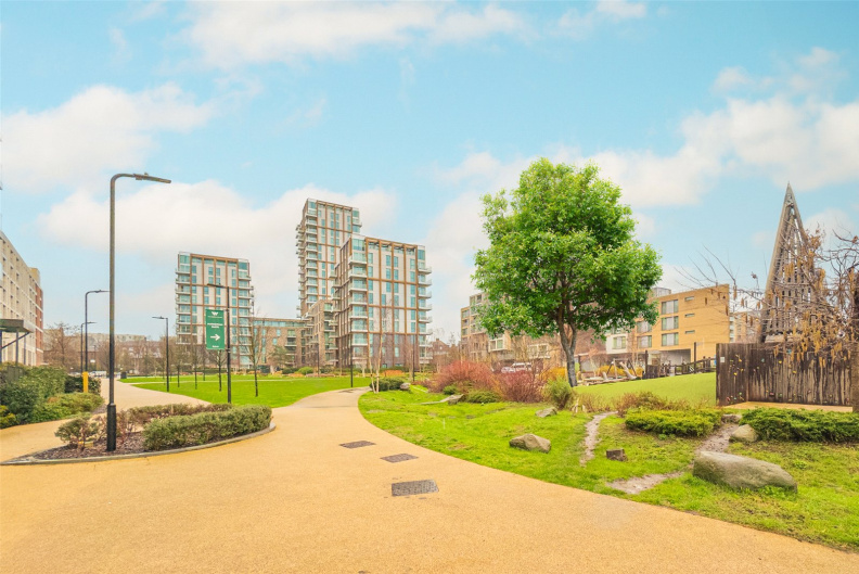 1 bedroom apartments/flats to sale in Emerald Quarter, Woodberry Down-image 20