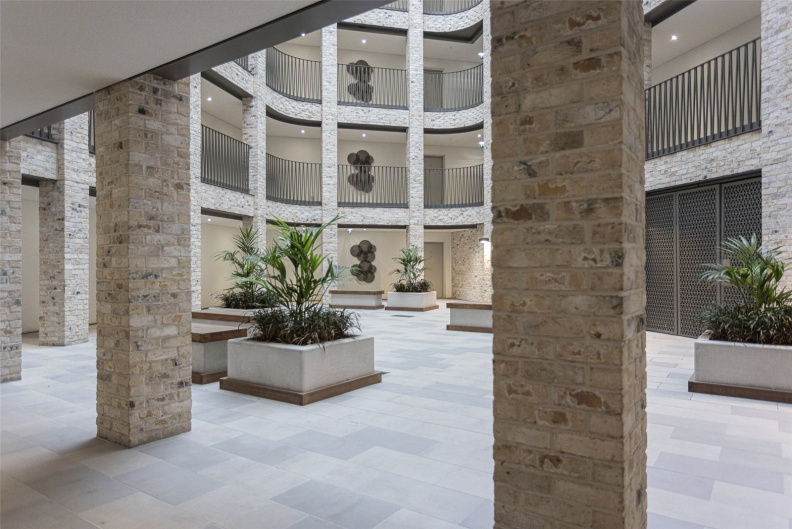 3 bedrooms apartments/flats to sale in St Georges Circus, Southwark-image 15