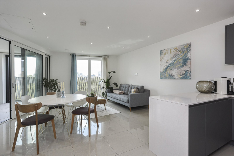 3 bedrooms apartments/flats to sale in St Georges Circus, Southwark-image 12