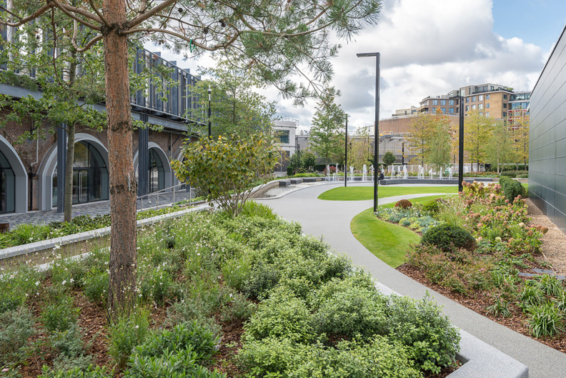 2 bedrooms apartments/flats for sale in Wood Lane,, White City - W12 view 4