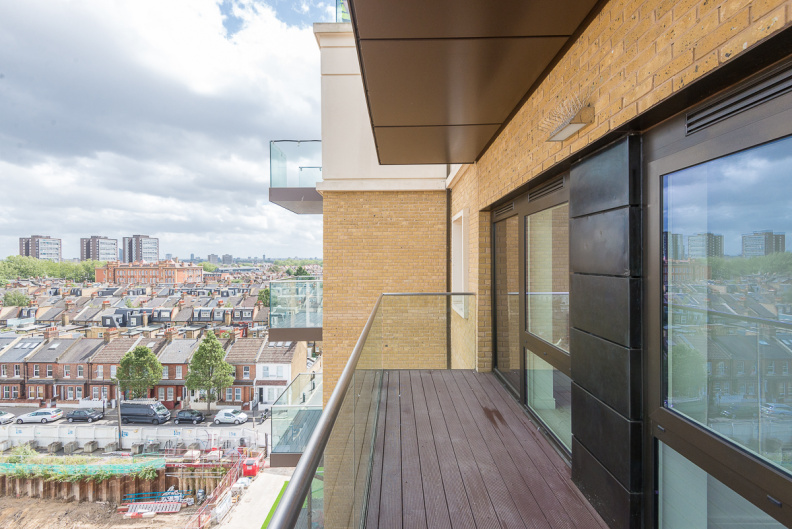 2 bedrooms apartments/flats for sale in Tierney Lane, Hammersmith - W6 view 2