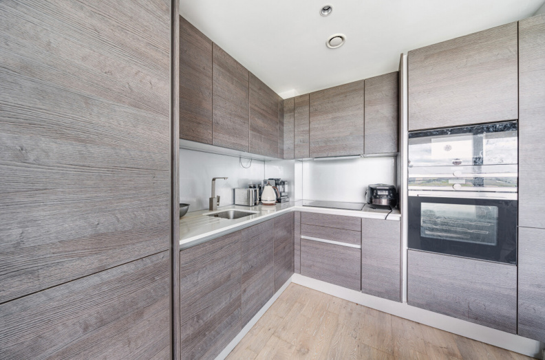 1 bedroom apartments/flats to sale in Camley Street, King's Cross-image 4