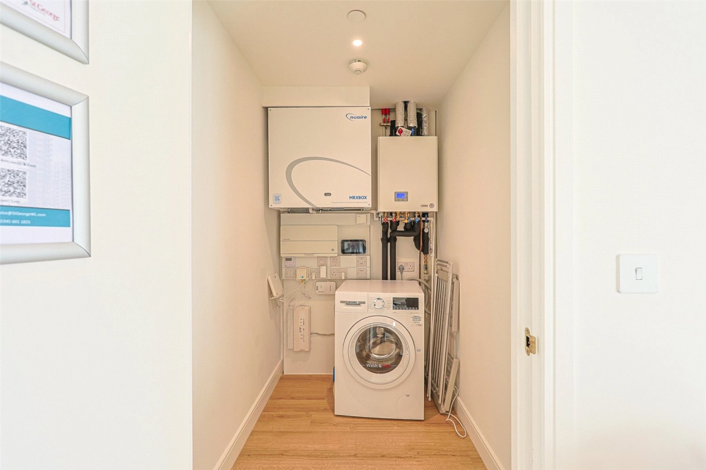 1 bedroom apartments/flats for sale in Quay Walk, Wembley - HA0 view 16