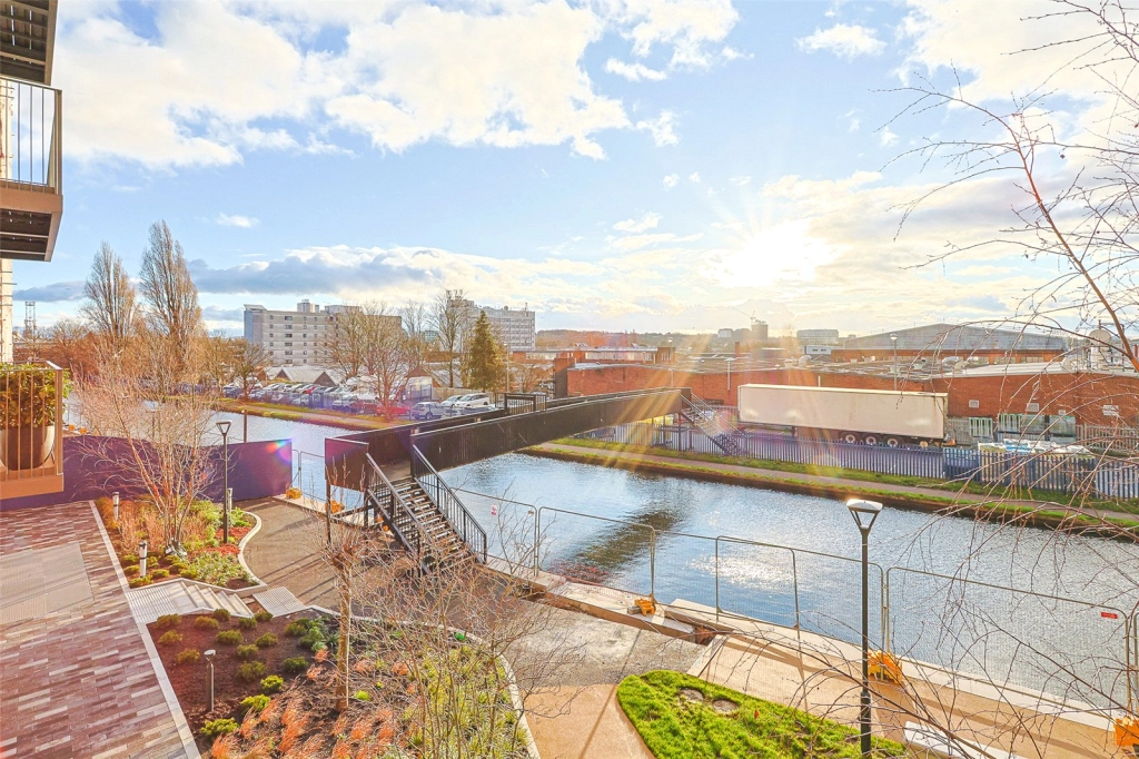 1 bedroom apartments/flats for sale in Quay Walk, Wembley - HA0 view 11