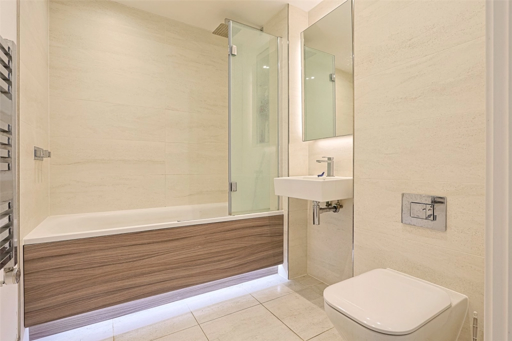 1 bedroom apartments/flats for sale in Thonrey Close, Colindale Gardens, Colindale - NW9 view 6