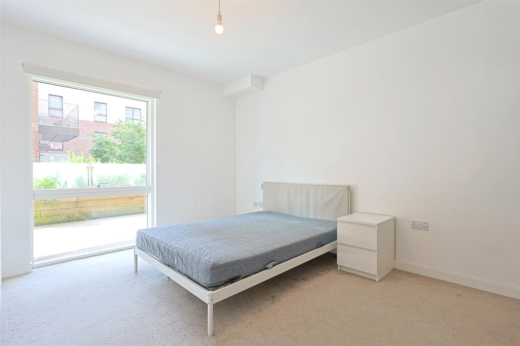1 bedroom apartments/flats for sale in Thonrey Close, Colindale Gardens, Colindale - NW9 view 10