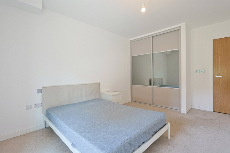 1 bedroom apartments/flats to sale in Thonrey Close, Colindale Gardens, Colindale-image 5