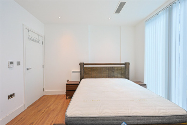 West Gate, London, Ealing W5 image 22