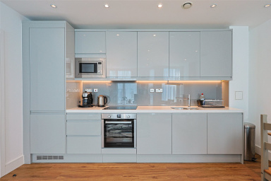 West Gate, London, Ealing W5 image 18