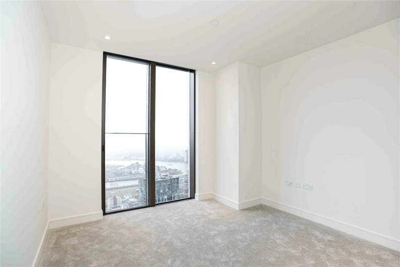 2 bedrooms apartments/flats to sale in South Quay Plaza, Canary Wharf-image 10