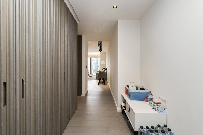 Studio apartments/flats for sale in Park Drive, Canary Wharf - E14 view 13