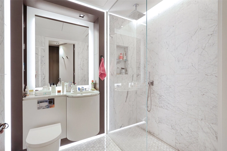 Studio apartments/flats for sale in Park Drive, Canary Wharf - E14 view 7