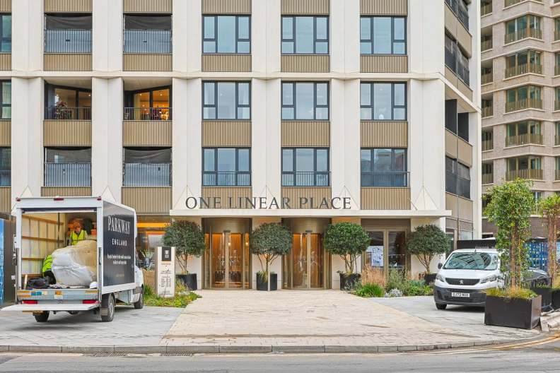1 bedroom apartments/flats for sale in Ponton Road, Nine Elms - SW11 view 6